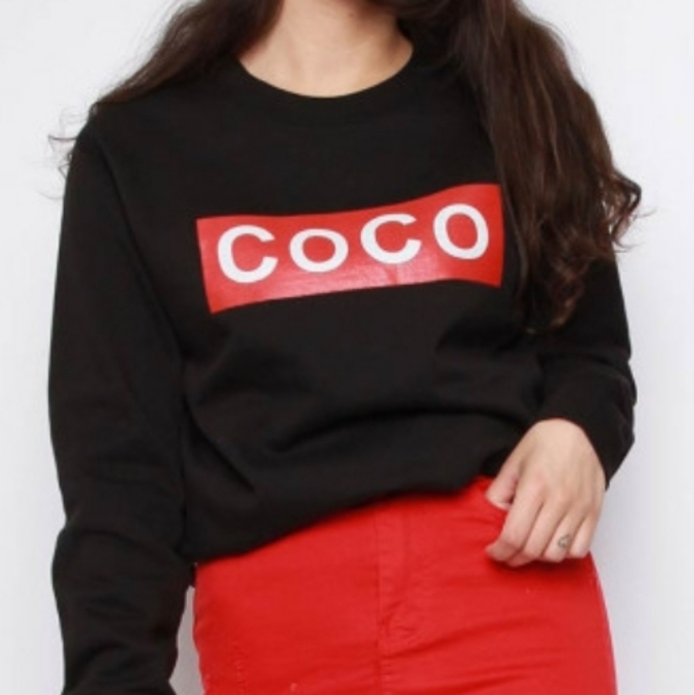 Sweatshirt
